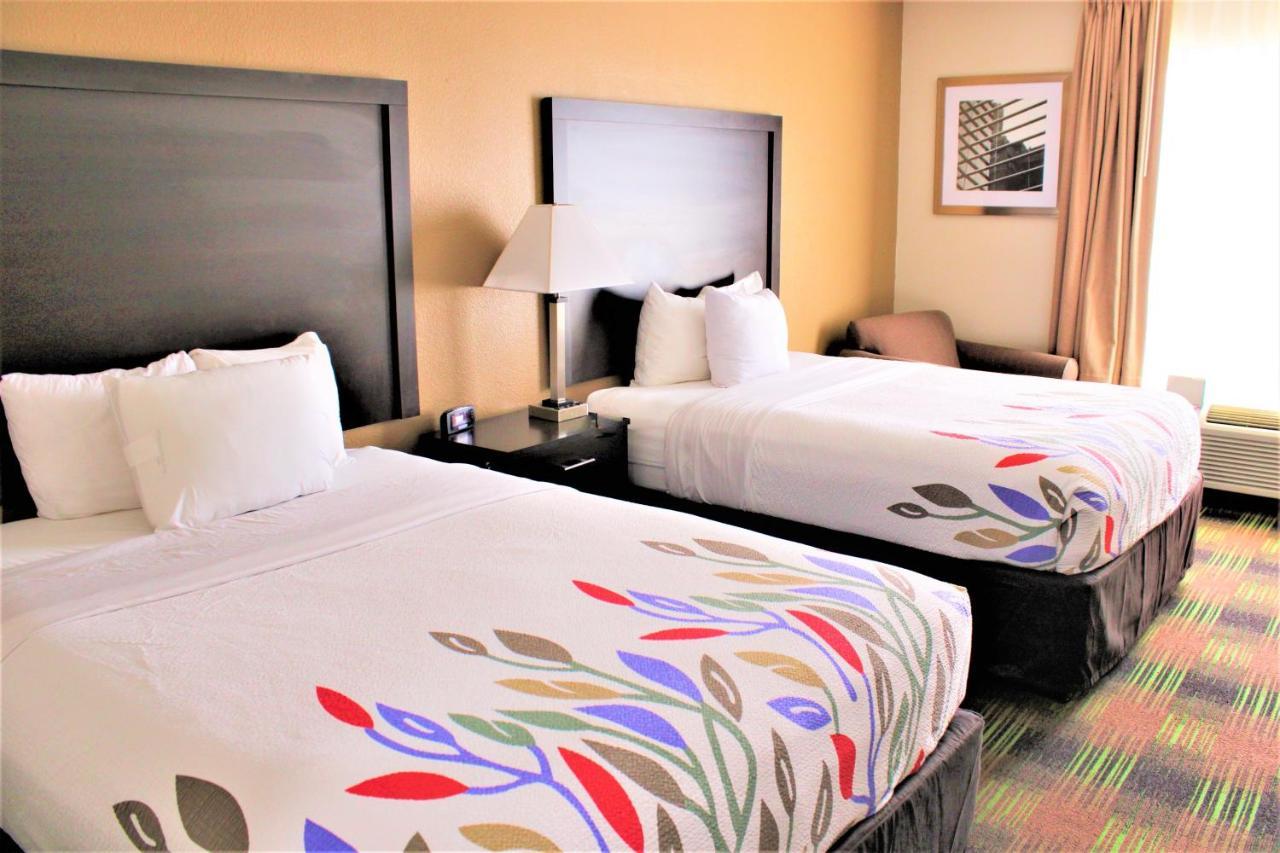 Trident & Hotel